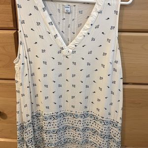 Old navy blouse